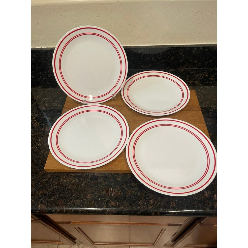 4 Corelle Classic Cafe Red Dinner Plates
